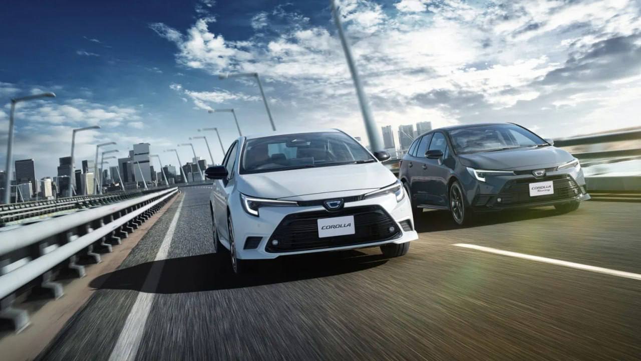Toyota показала юбилейную Corolla в честь 60-летия модели — это самая спортивная версия в истории . — фото 2