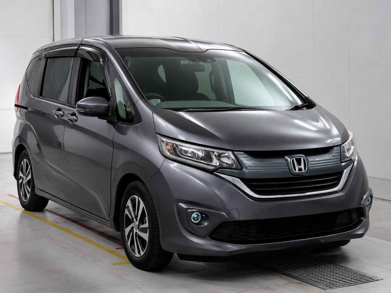 HONDA FREED ЕДЕТ В КРАСНОЯРСК — фото 2